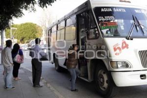 TRANSPORTE PÚBLICO