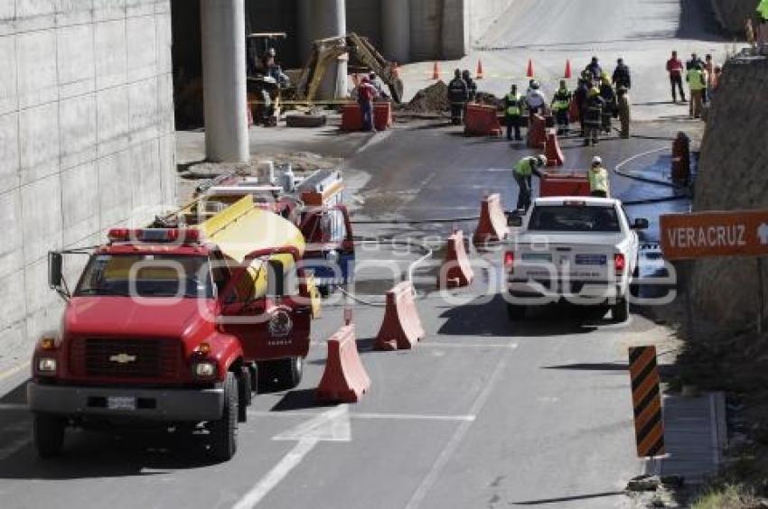 FUGA DE GAS EN AUTOPISTA