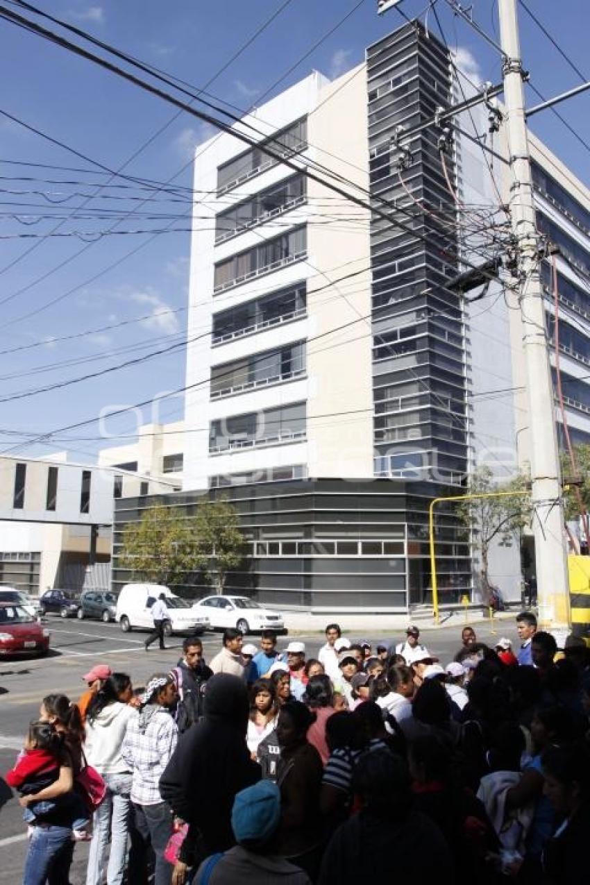 MANIFESTACIÓN TRABAJADORES MEX-MODE