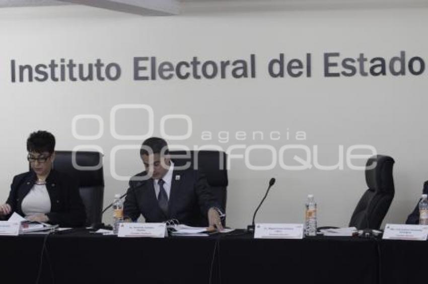 SESIÓN IEE