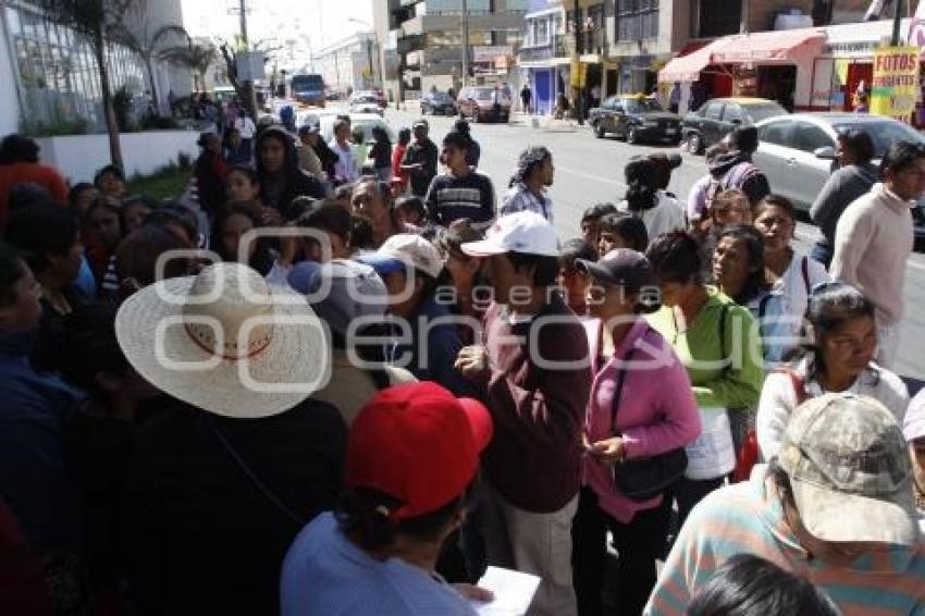 MANIFESTACIÓN TRABAJADORES MEX-MODE