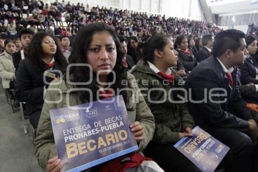 ENTREGA DE BECAS PRONABES