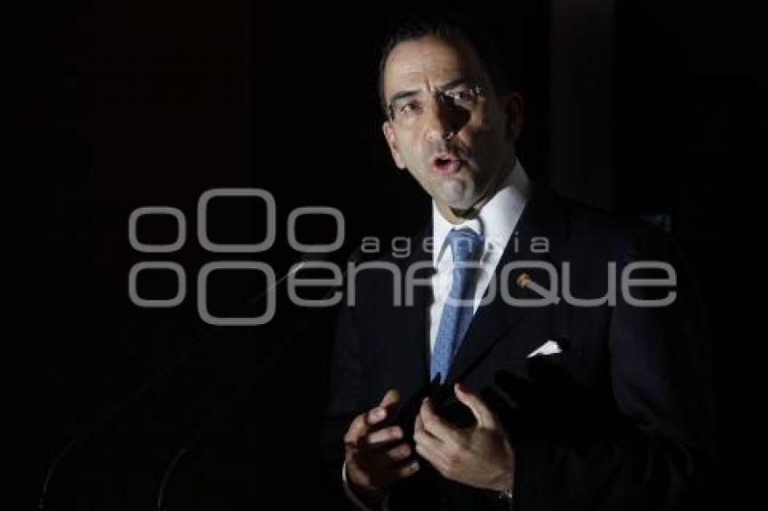 SENADOR JAVIER LOZANO ALARCÓN