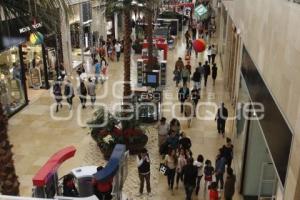 COMPRAS NAVIDEÑAS . ANGELÓPOLIS