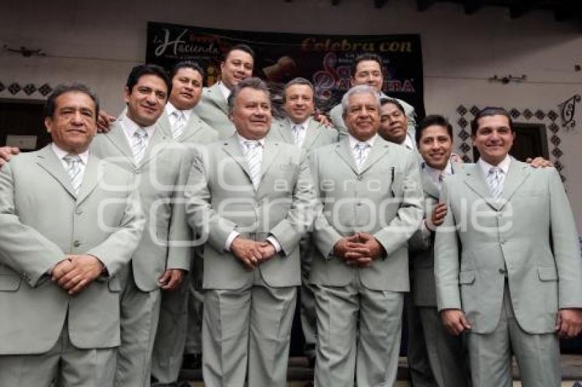 LA SONORA SANTANERA