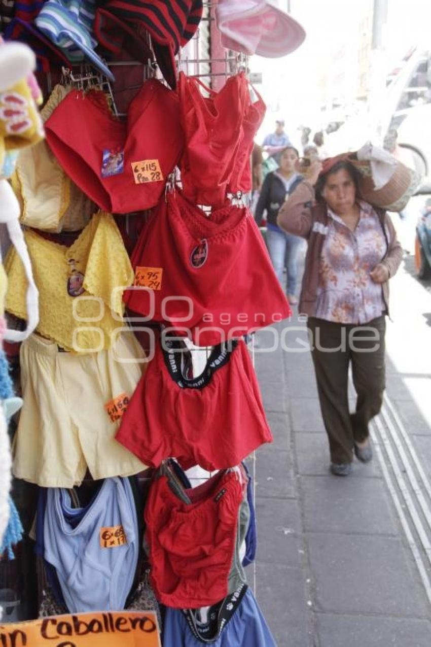 VENTA DE CALZONES ROJOS Y AMARILLOS