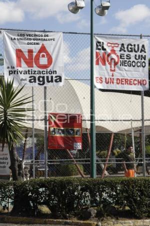 VECINOS DE UNIDAD GUADALUPE CONTRA LA PRIVATIZACIÓN DEL AGUA