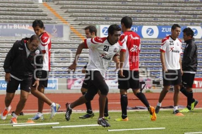 ENTRENAMIENTO LOBOS BUAP