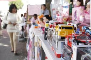 AMBULANTES SE INSTALAN EN LA MARGARITA . REYES MAGOS