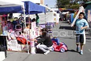 AMBULANTES SE INSTALAN EN LA MARGARITA . REYES MAGOS