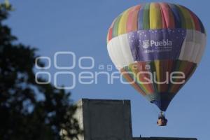 LANZAN CARTAS A LOS REYES EN GLOBO AEROSTÁTICO