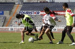 ENTRENAMIENTO LOBOS BUAP