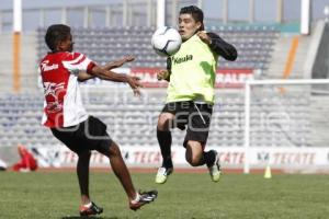 ENTRENAMIENTO LOBOS BUAP