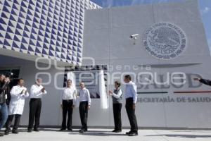 INAUGURA ENRIQUE PEÑA NIETO HOSPITAL EN ACATLÁN