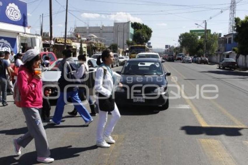 PAVIMENTACIÓN CALLES 25 PONIENTE Y 31 PONIENTE