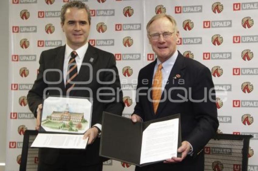 FIRMAN CONVENIO UPAEP Y OSU