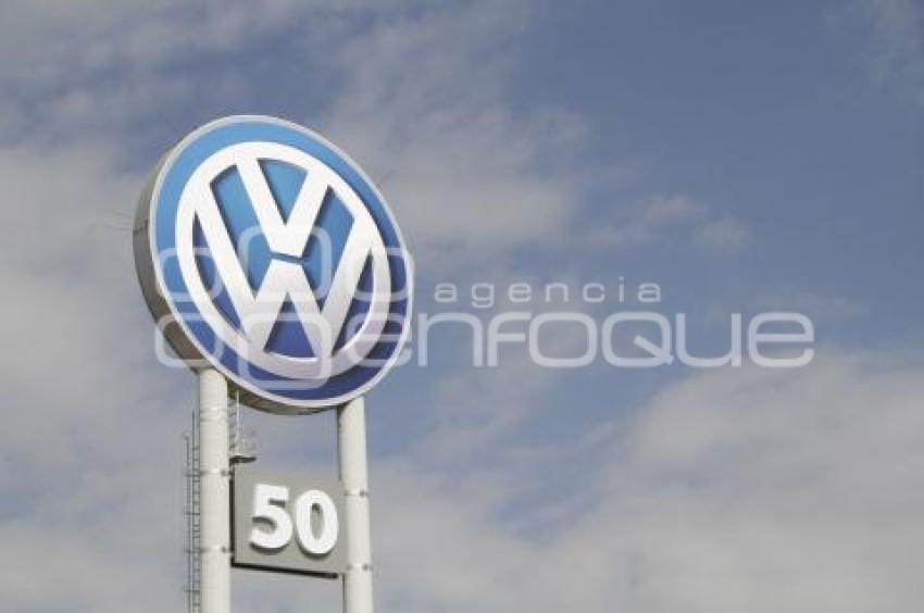 VOLKSWAGEN 50 AÑOS