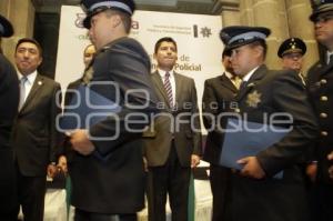ENTREGA DE CONSTANCIA DE CURSO POLICIAL