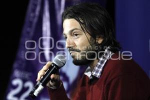 ACTOR . DIEGO LUNA