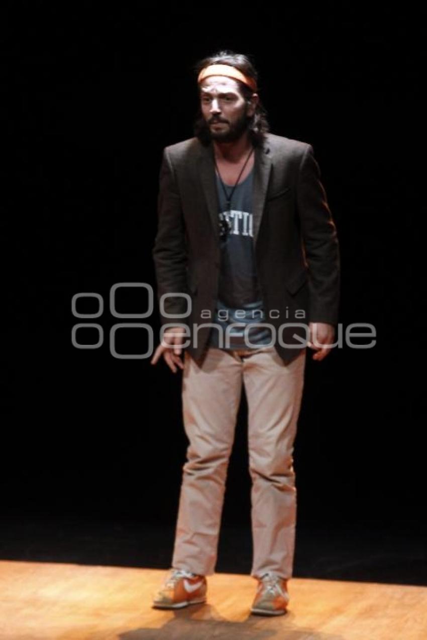 OBRA DIEGO LUNA TEATRO CCU