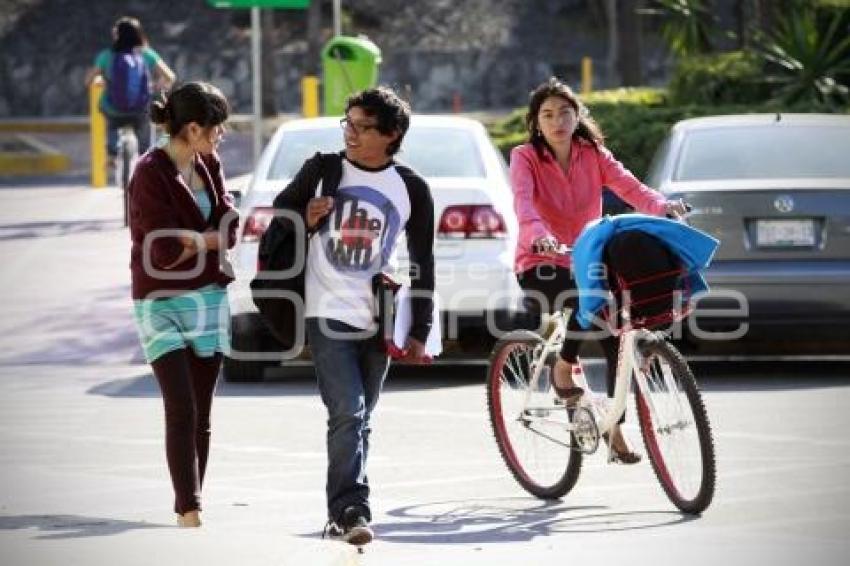 CU BUAP. UNIVERSITARIOS