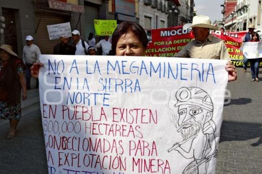 MANIFESTACIÓN CONTRA MINERA