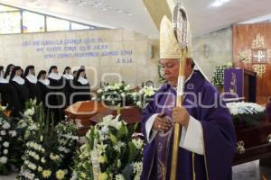 MISA DE CUERPO PRESENTE . ARZOBISPO DE PUEBLA