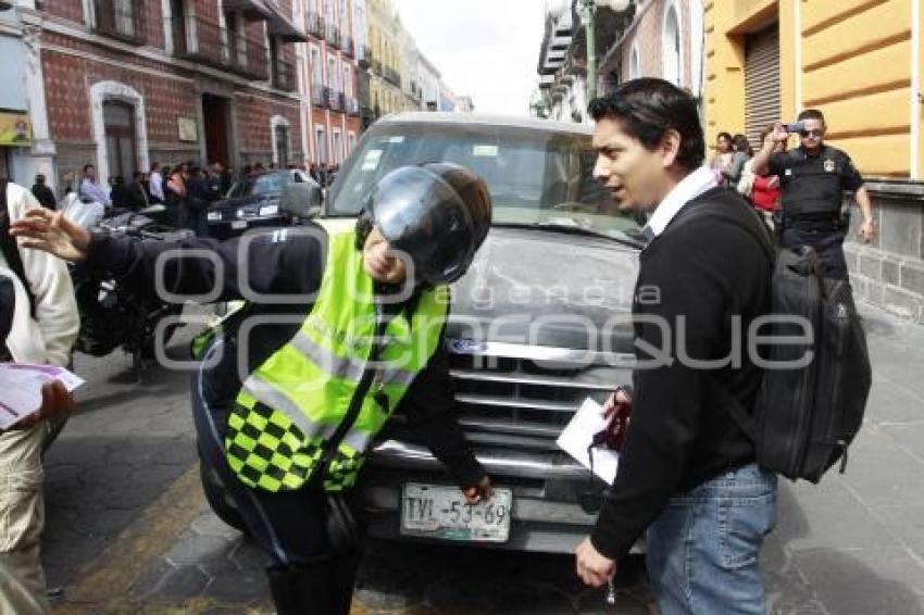 POLICIAS DE TRÁNSITO LEVANTAN INFRACCIONES