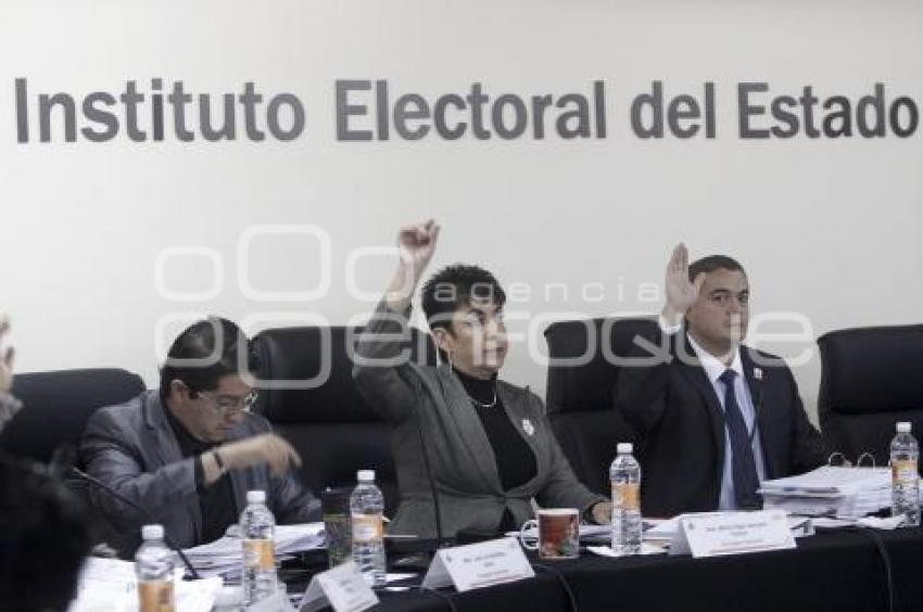 SESIÓN IEE