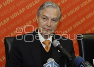 LUIS ERNESTO DERBEZ . RECTOR UDLAP