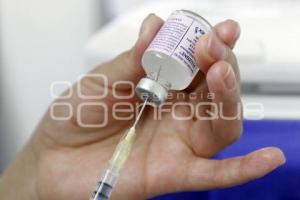 APLICACIÓN DE VACUNA CONTRA INFLUENZA