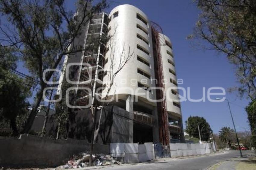 EDIFICIOS EN LA PAZ