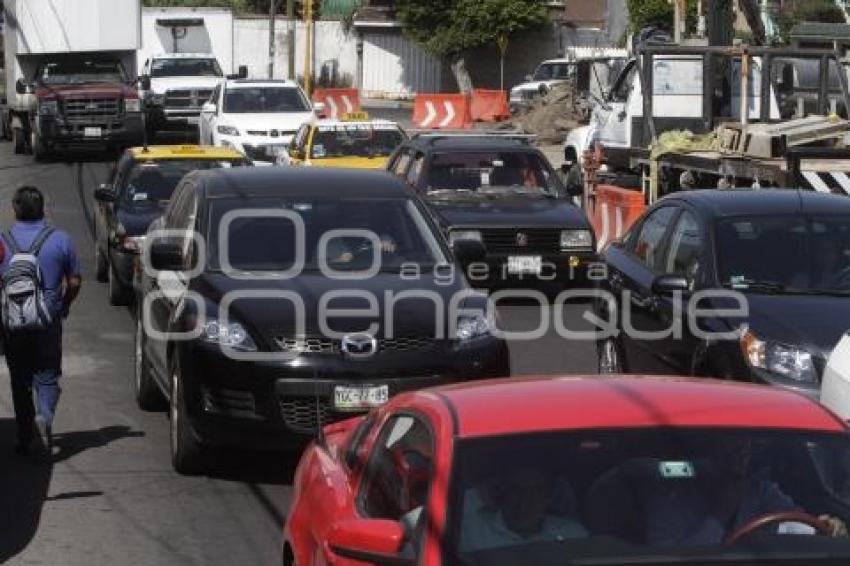 TRÁFICO POR OBRAS EN CIRCUITO JUAN PABLO II