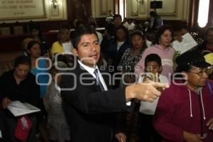AYUNTAMIENTO. ENTREGA DE ESCRITURAS