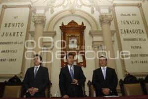 AYUNTAMIENTO. ENTREGA DE ESCRITURAS