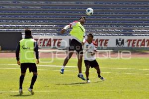 ENTRENAMIENTO LOBOS BUAP