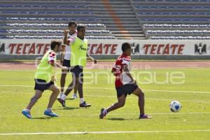 ENTRENAMIENTO LOBOS BUAP