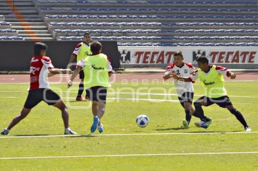 ENTRENAMIENTO LOBOS BUAP