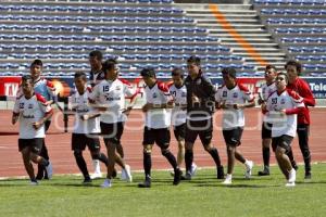 ENTRENAMIENTO LOBOS BUAP