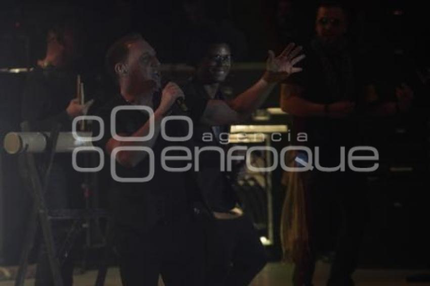 FRANCO DE VITA EN CONCIERTO
