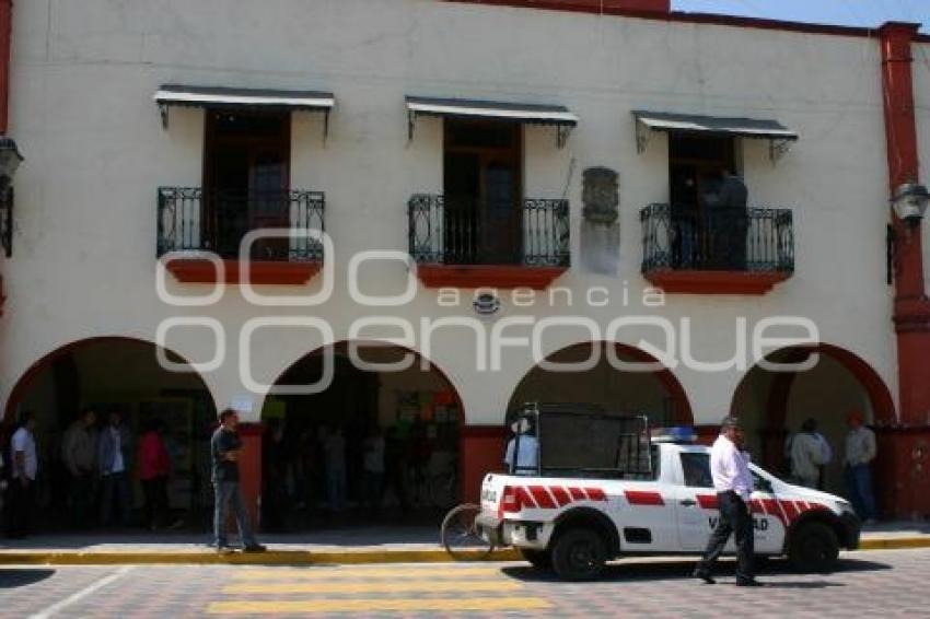 PARO DE POLICÍAS Y LIMPIA