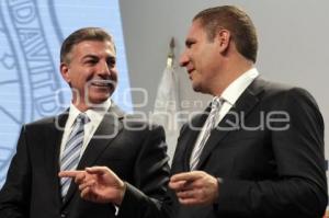 TOMA DE PROTESTA ANTONIO GALI