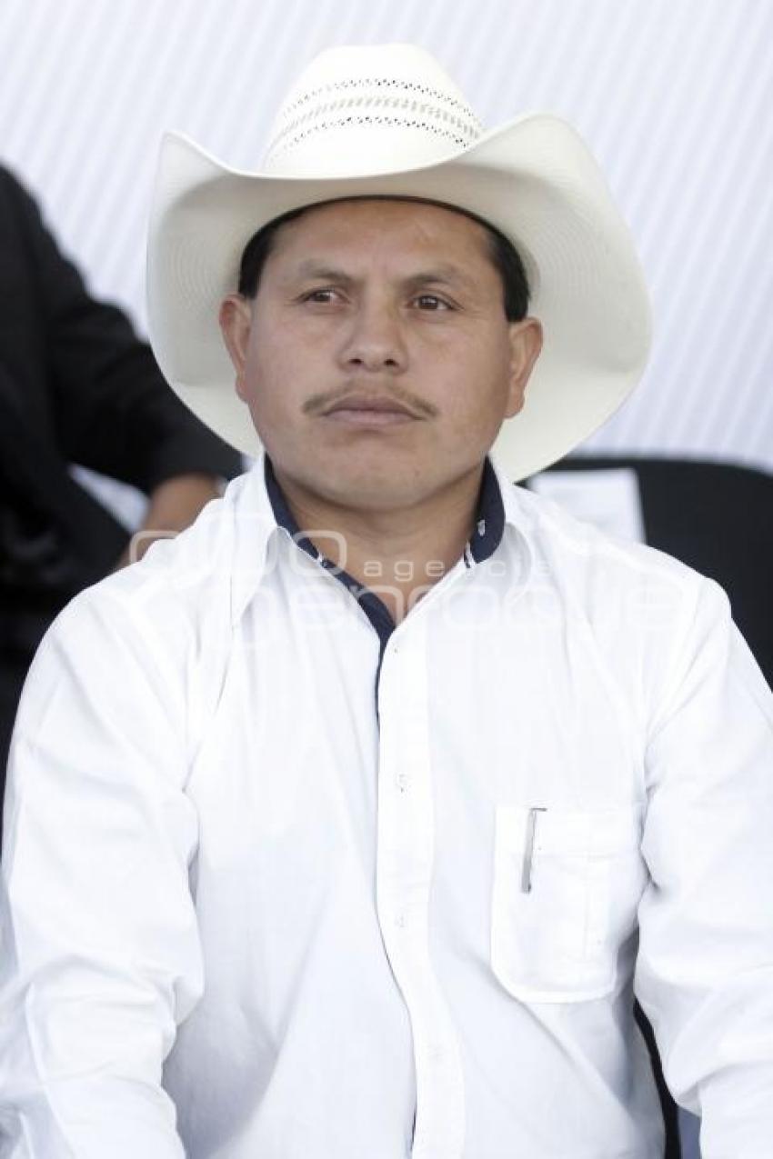 ALCALDE. AHUACATLÁN