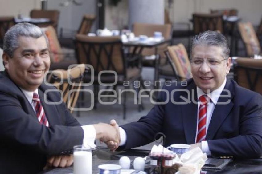 REUNIÓN ENRIQUE DOGER Y JAVIER LÓPEZ ZAVALA