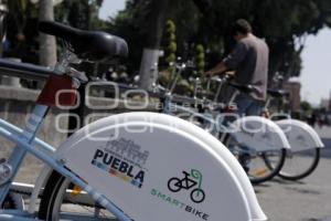 ROTULAN SMARTBIKES CON NUEVO LOGOTIPO DE AYUNTAMIENTO