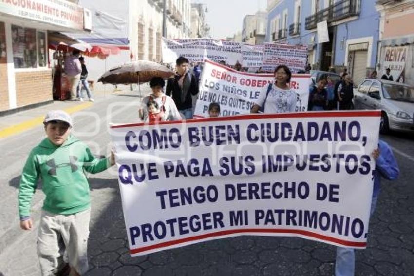 MANIFESTACIÓN DE COLONOS