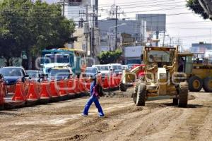 TRÁFICO POR OBRAS DE PAVIMENTACIÓN