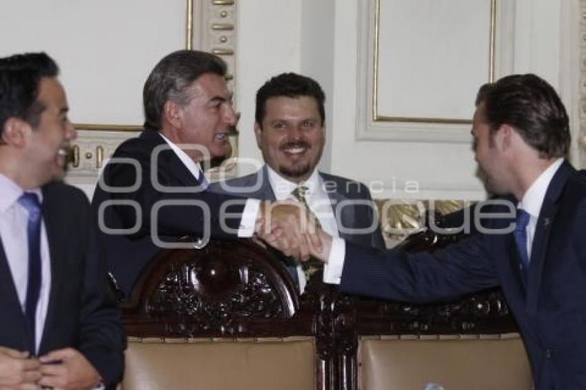 SESIÓN EXTRAORDINARIA DE CABILDO