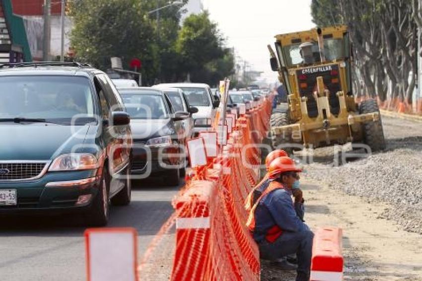 CONGESTIONAMIENTO VEHICULAR. OBRAS PAVIMENTACIÓN