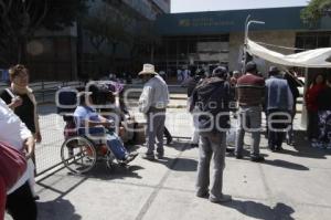 RESTRINGEN ACCESO EN HOSPITAL DEL IMSS